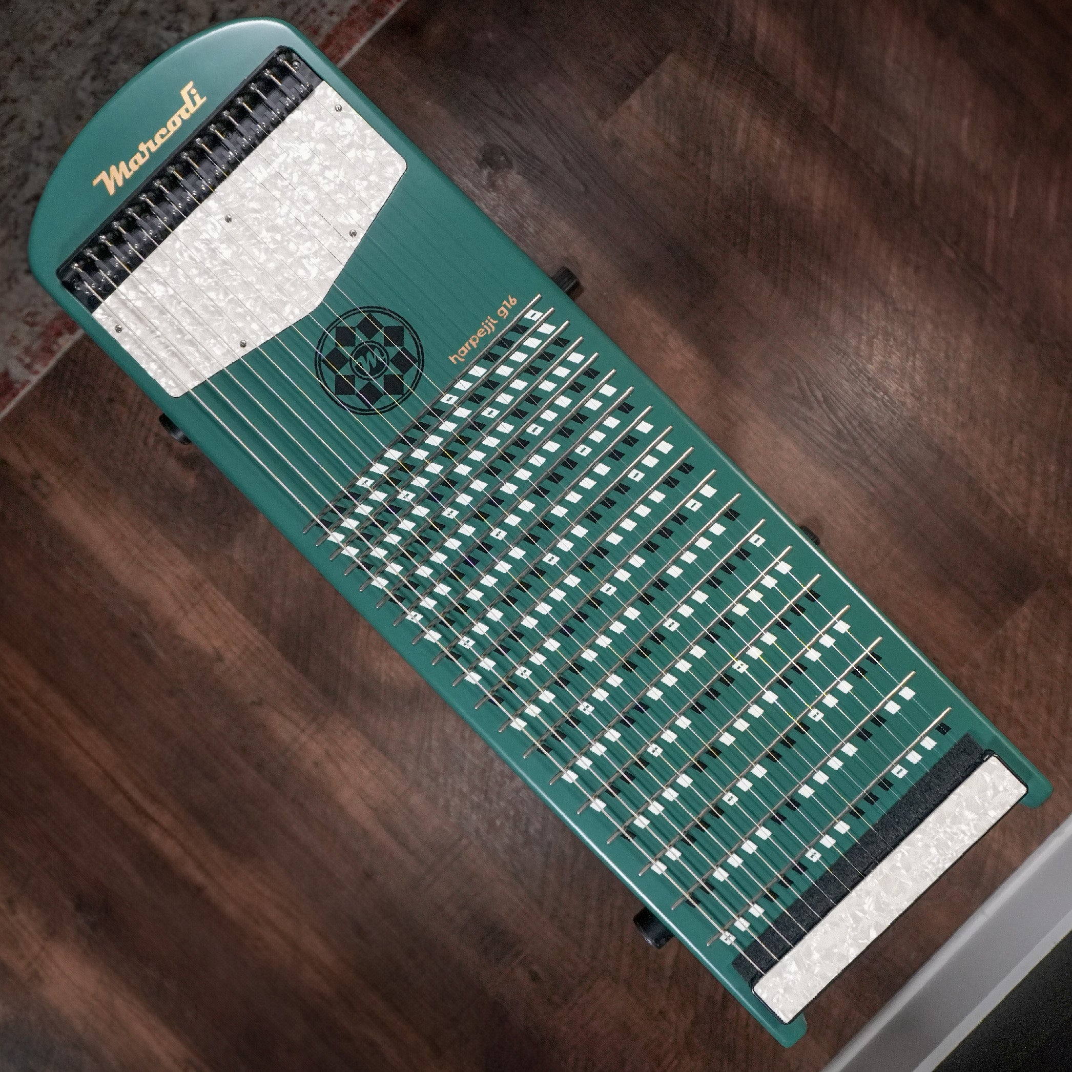 RECONDITIONED British Racing Green Harpejji g16